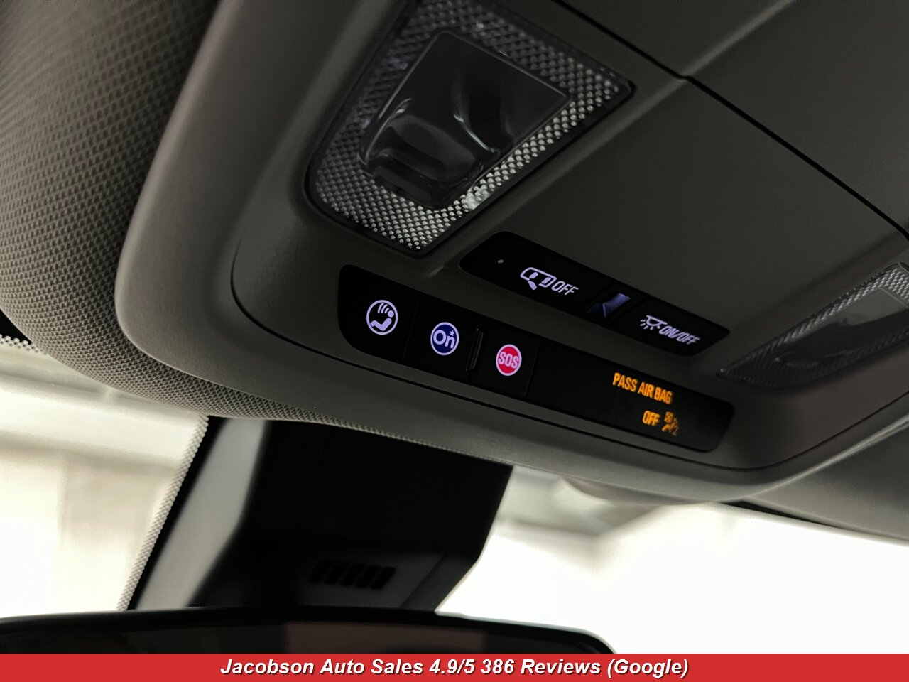 2021 Chevrolet Equinox LS 4x4 - Photo 18 - Oshkosh, WI 54901
