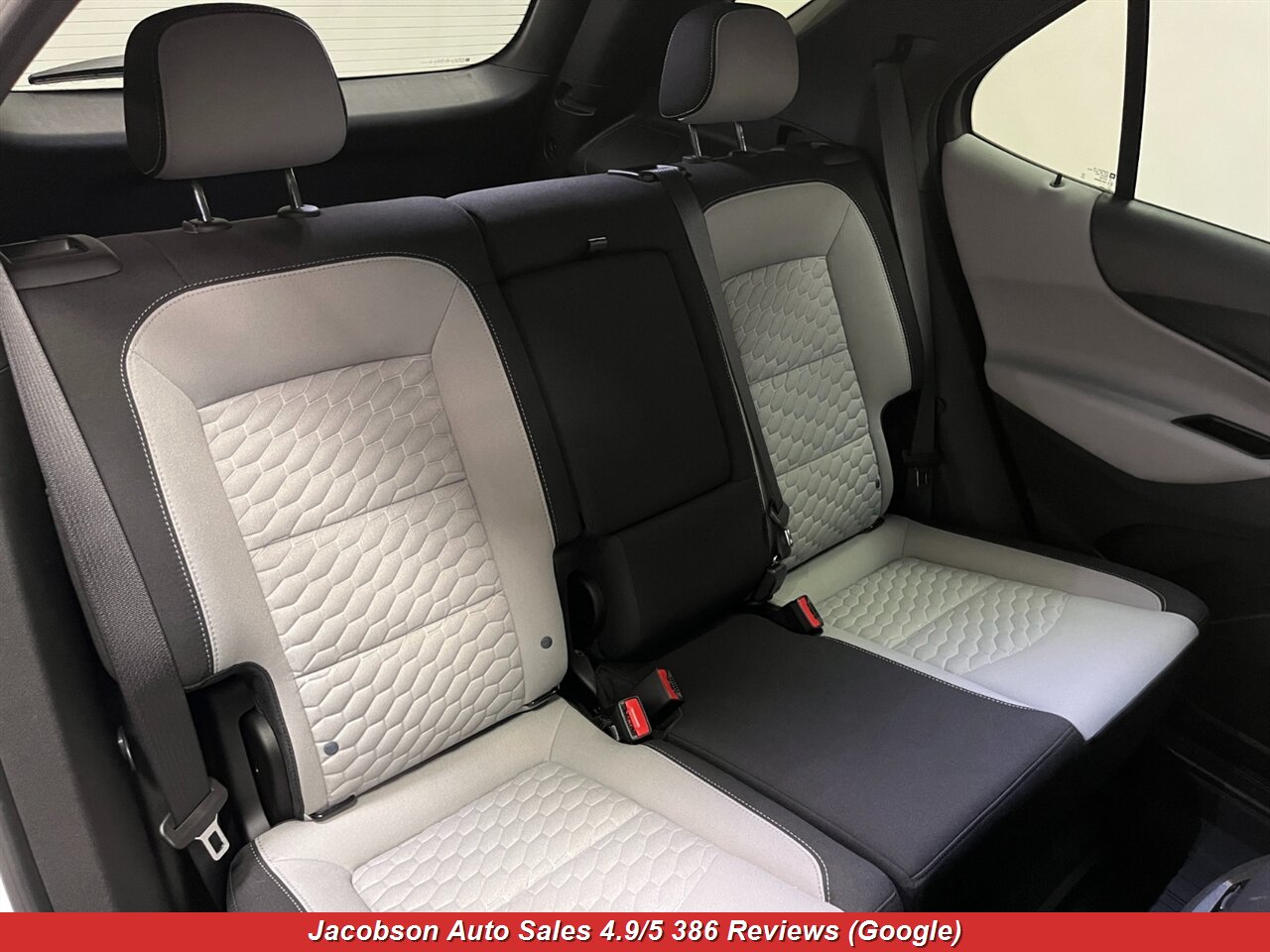 2021 Chevrolet Equinox LS 4x4 - Photo 43 - Oshkosh, WI 54901