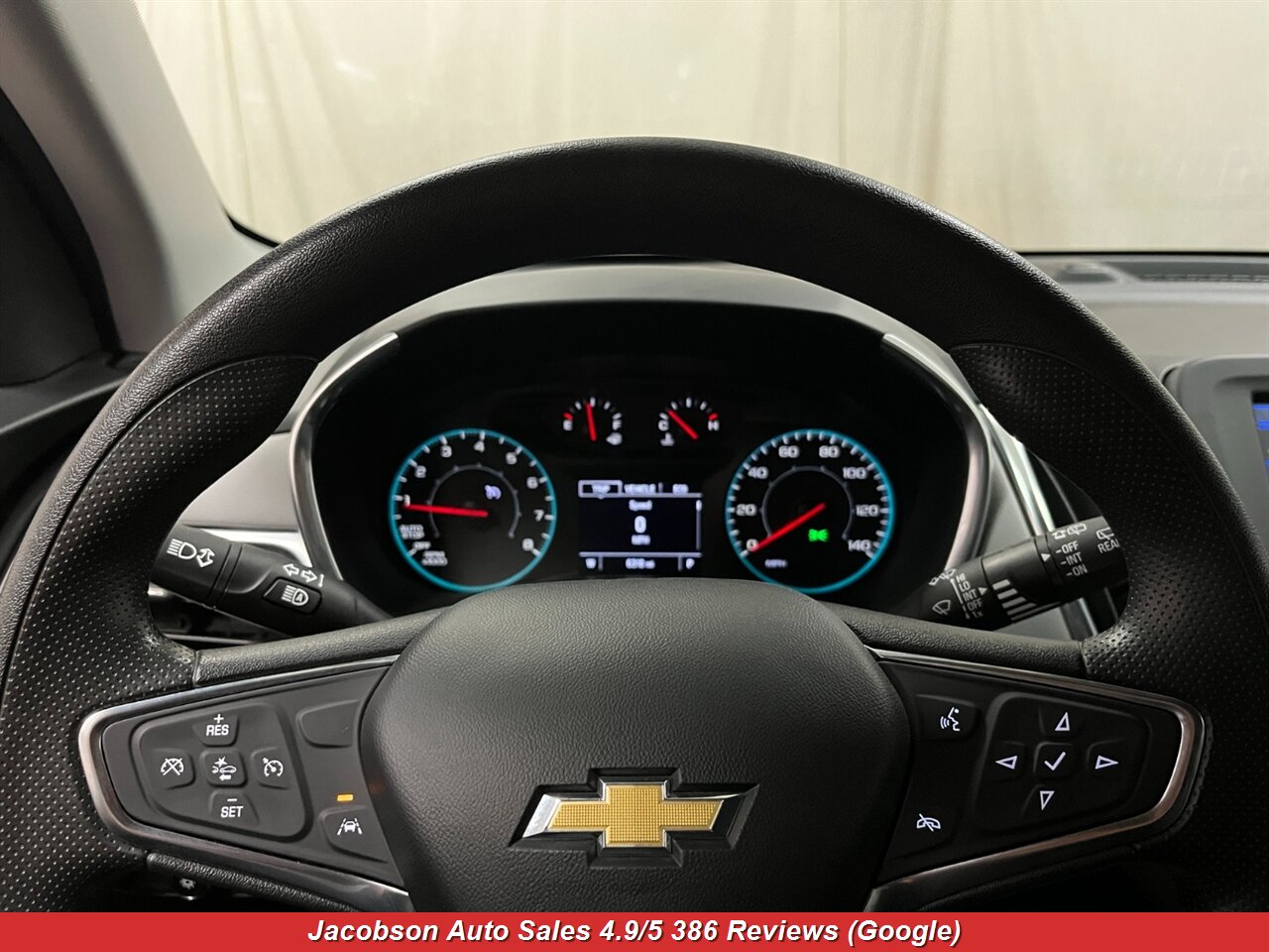 2021 Chevrolet Equinox LS 4x4 - Photo 9 - Oshkosh, WI 54901