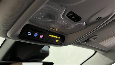 2023 Chevrolet Bolt EUV Premier   - Photo 12 - Oshkosh, WI 54901