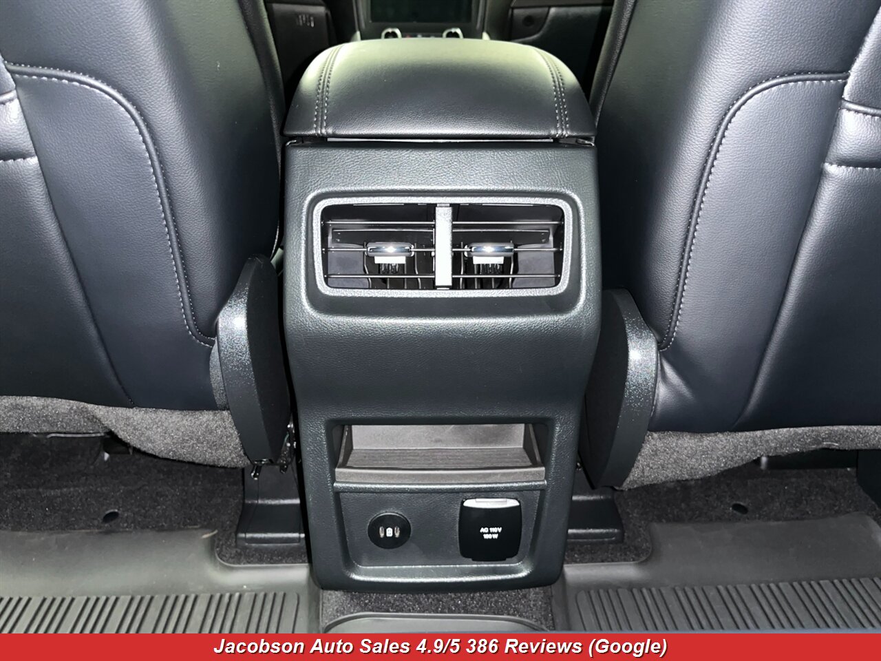 2024 Ford Edge SEL AWD - Photo 36 - Oshkosh, WI 54901