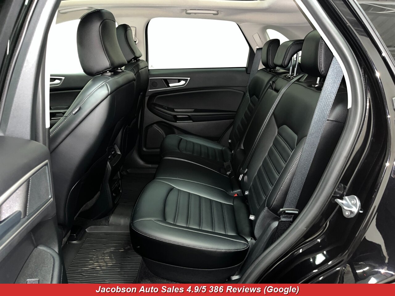 2024 Ford Edge SEL AWD - Photo 35 - Oshkosh, WI 54901