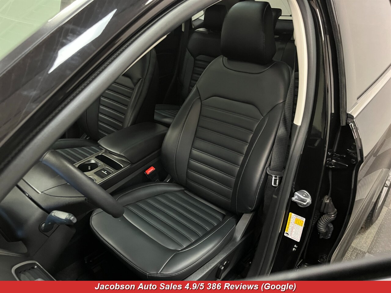 2024 Ford Edge SEL AWD - Photo 33 - Oshkosh, WI 54901