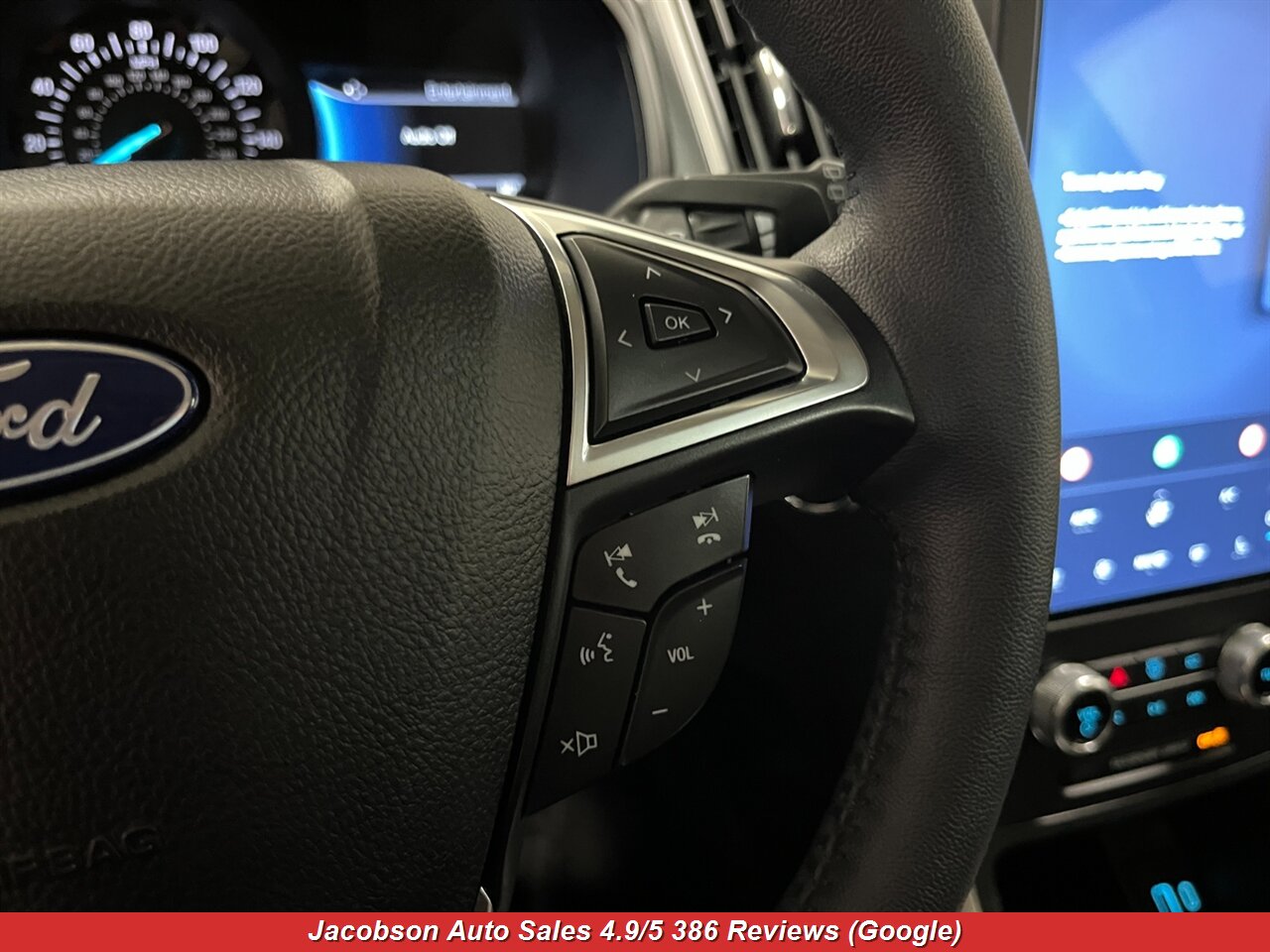 2024 Ford Edge SEL AWD - Photo 8 - Oshkosh, WI 54901