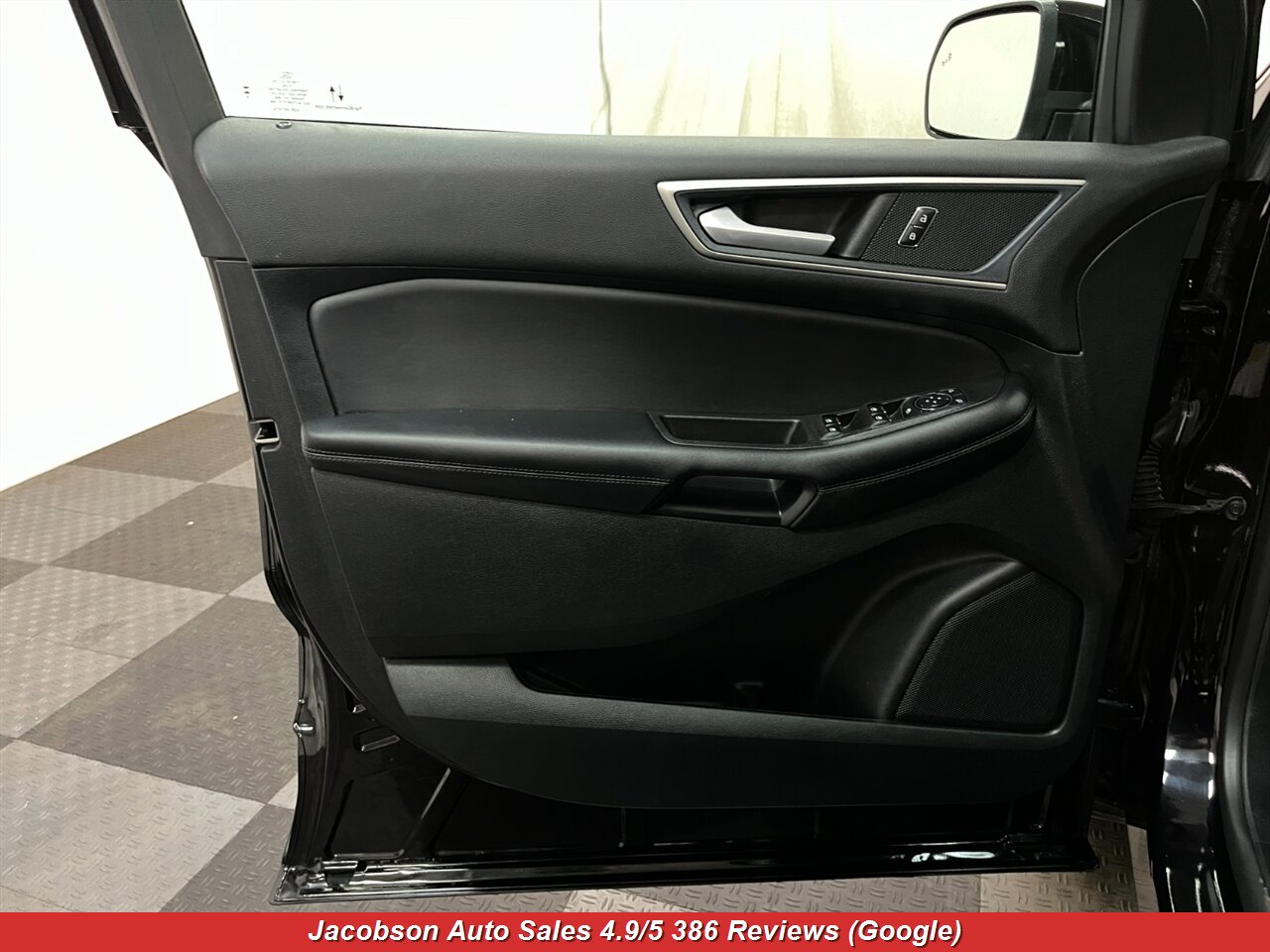 2024 Ford Edge SEL AWD - Photo 29 - Oshkosh, WI 54901