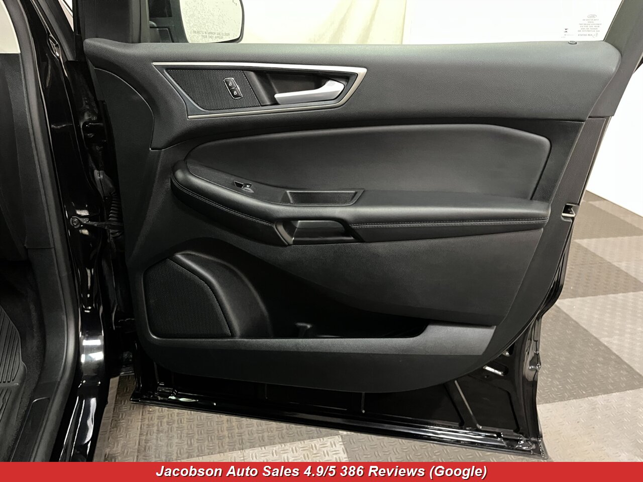 2024 Ford Edge SEL AWD - Photo 49 - Oshkosh, WI 54901