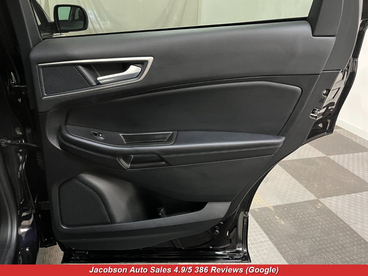 2024 Ford Edge SEL AWD - Photo 46 - Oshkosh, WI 54901