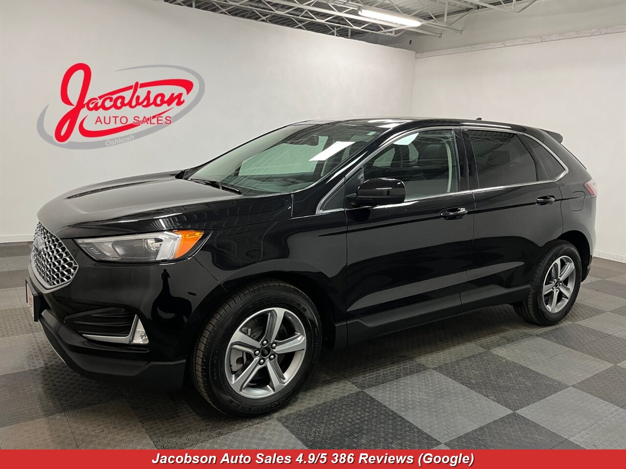 2024 Ford Edge SEL AWD   - Photo 1 - Oshkosh, WI 54901