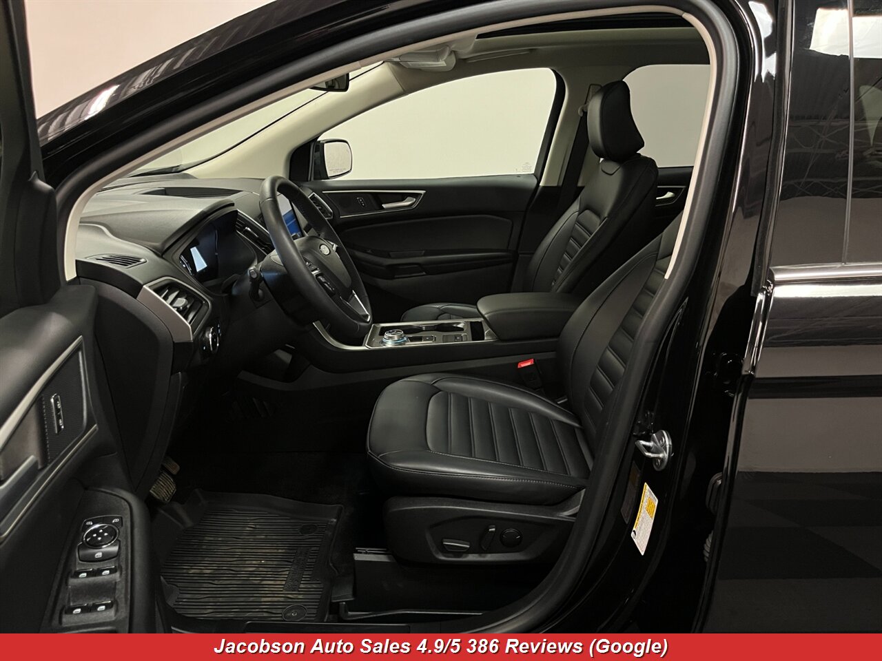 2024 Ford Edge SEL AWD - Photo 32 - Oshkosh, WI 54901