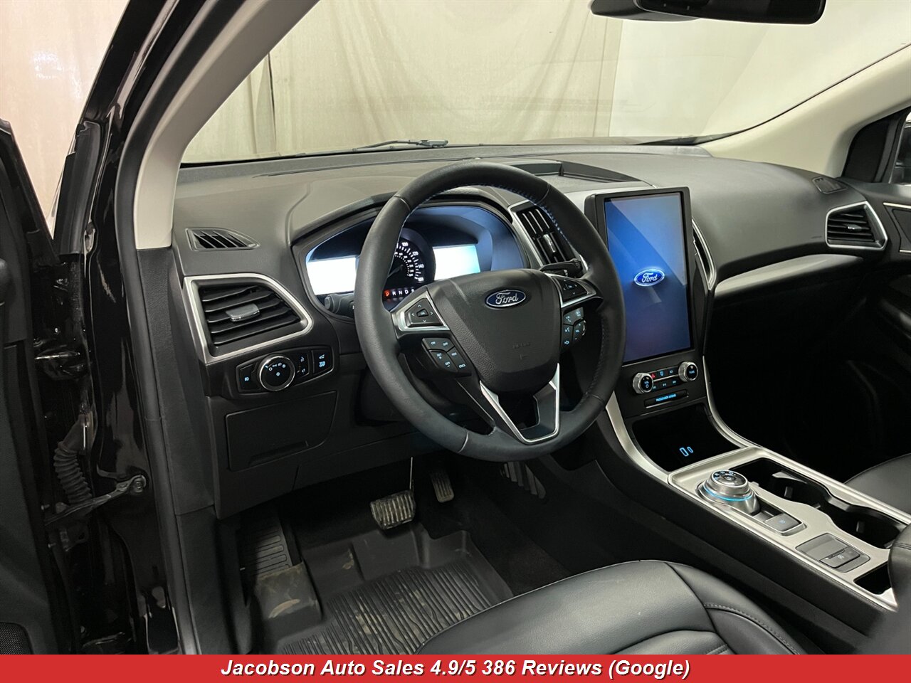 2024 Ford Edge SEL AWD - Photo 30 - Oshkosh, WI 54901