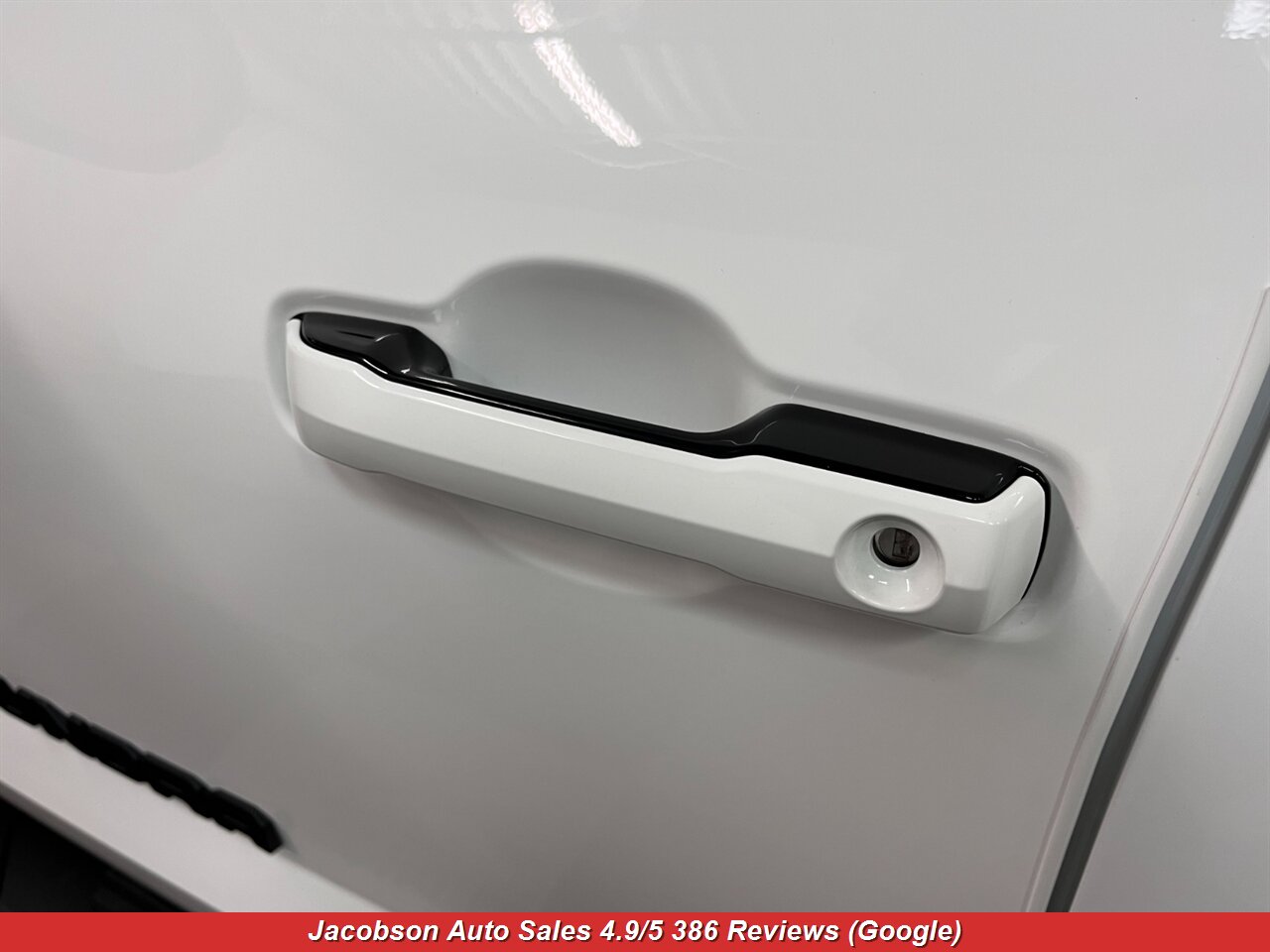2024 Toyota Tundra SR5 CrewMax LB 4x4 - Photo 57 - Oshkosh, WI 54901