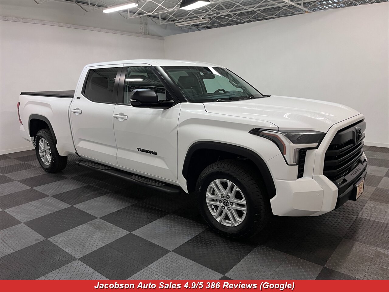 2024 Toyota Tundra SR5 CrewMax LB 4x4 - Photo 3 - Oshkosh, WI 54901
