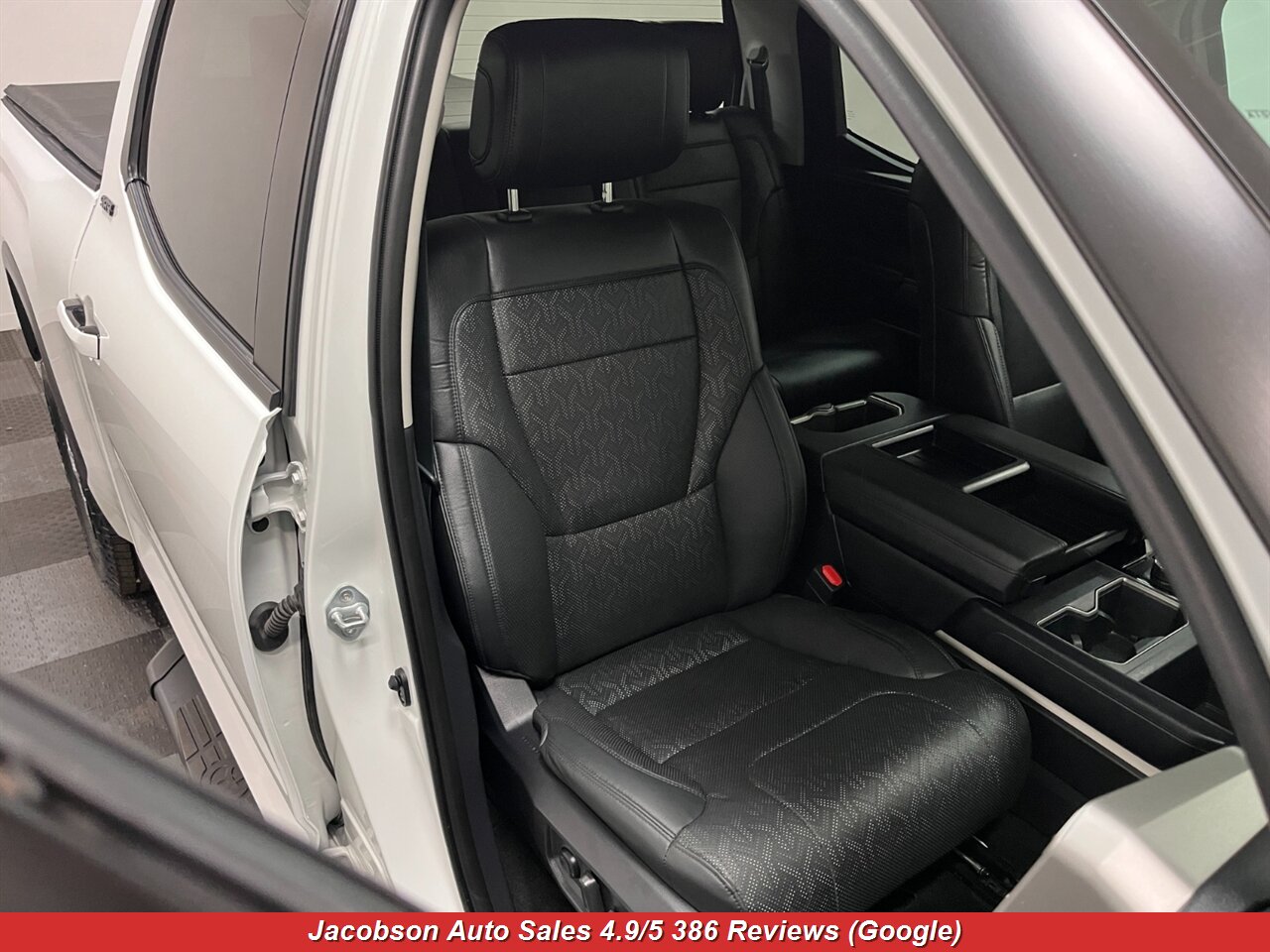 2024 Toyota Tundra SR5 CrewMax LB 4x4 - Photo 44 - Oshkosh, WI 54901
