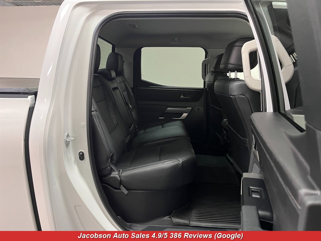 2024 Toyota Tundra SR5 CrewMax LB 4x4 - Photo 42 - Oshkosh, WI 54901