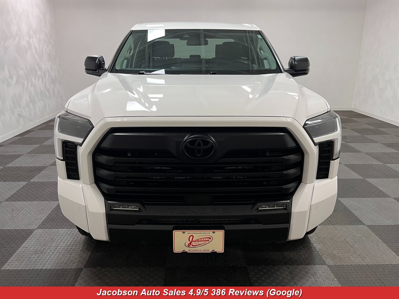2024 Toyota Tundra SR5 CrewMax LB 4x4 - Photo 2 - Oshkosh, WI 54901