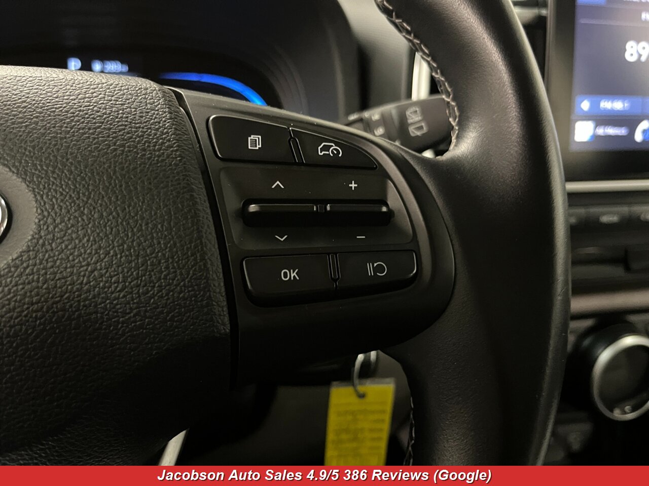 2023 Hyundai VENUE SEL - Photo 12 - Oshkosh, WI 54901