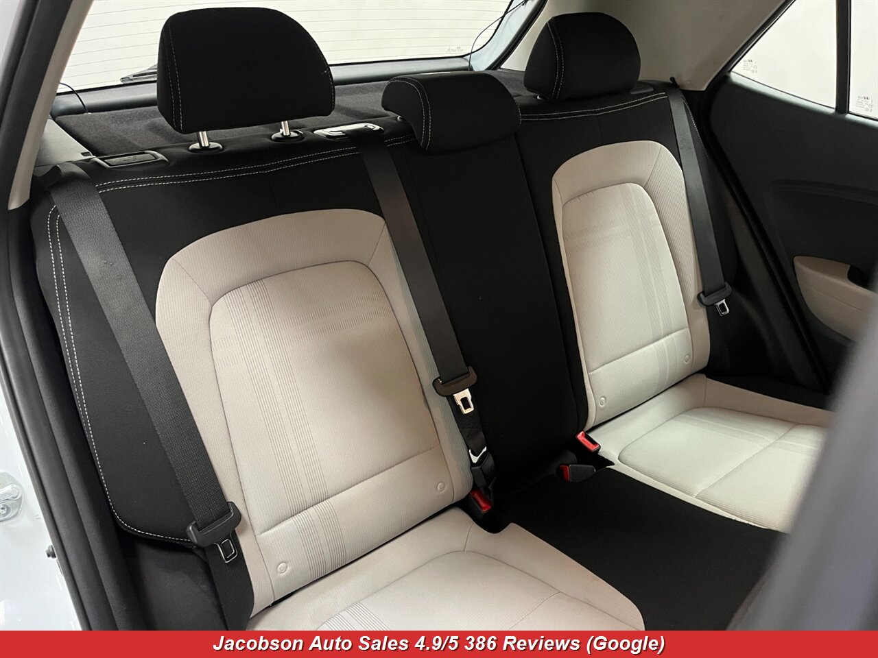 2023 Hyundai VENUE SEL - Photo 34 - Oshkosh, WI 54901