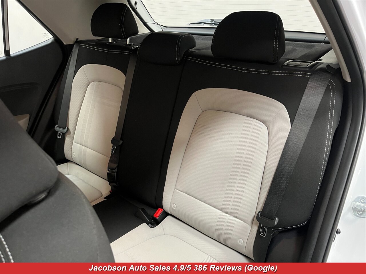 2023 Hyundai VENUE SEL - Photo 31 - Oshkosh, WI 54901