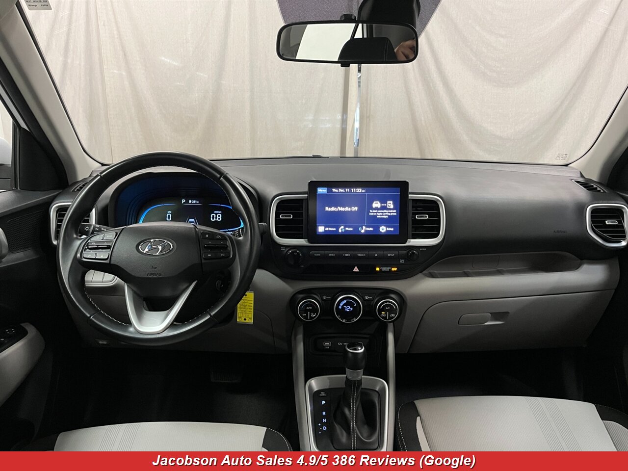 2023 Hyundai VENUE SEL - Photo 14 - Oshkosh, WI 54901