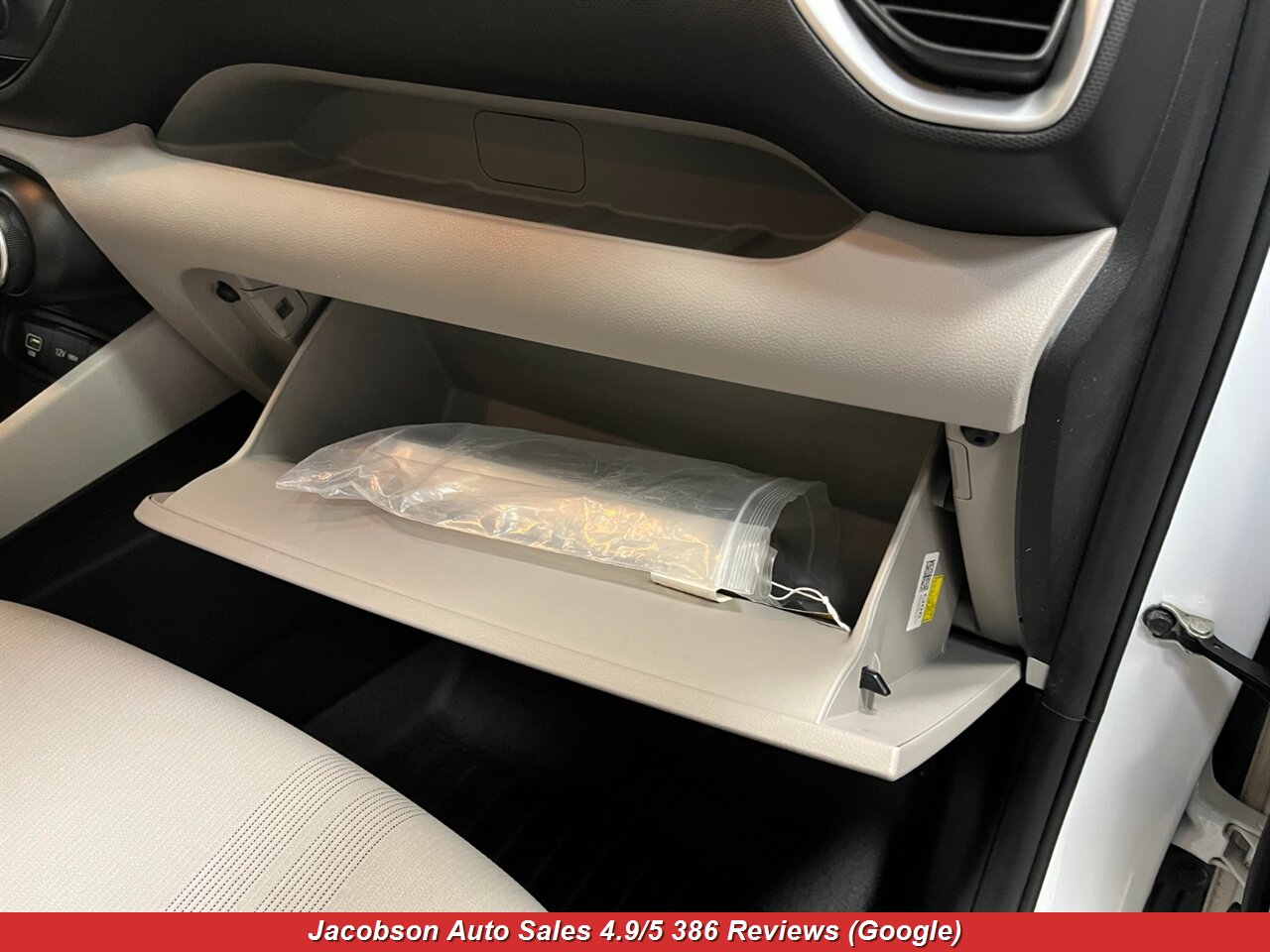 2023 Hyundai VENUE SEL - Photo 40 - Oshkosh, WI 54901