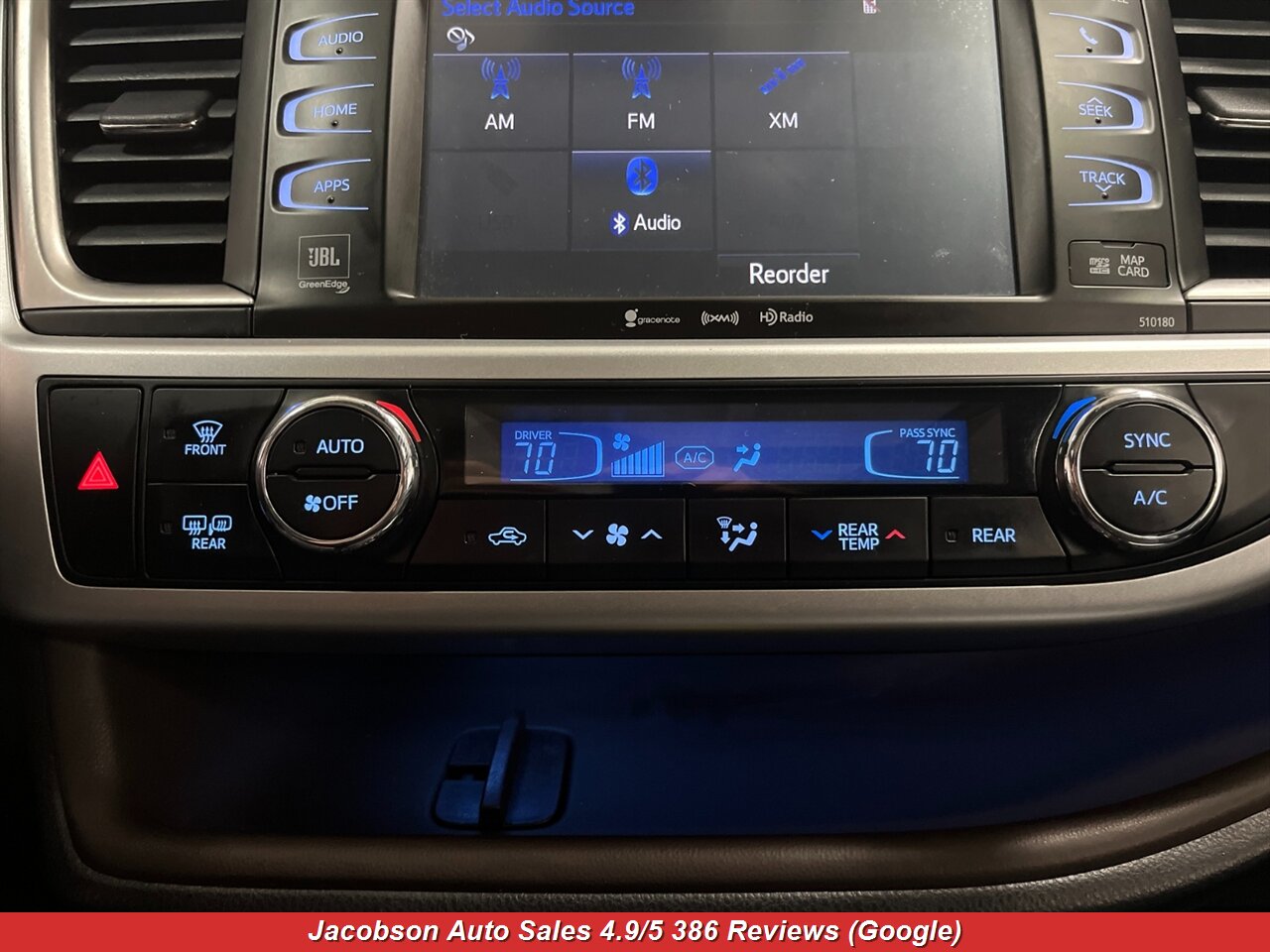 2018 Toyota Highlander Limited Platinum AWD - Photo 21 - Oshkosh, WI 54901