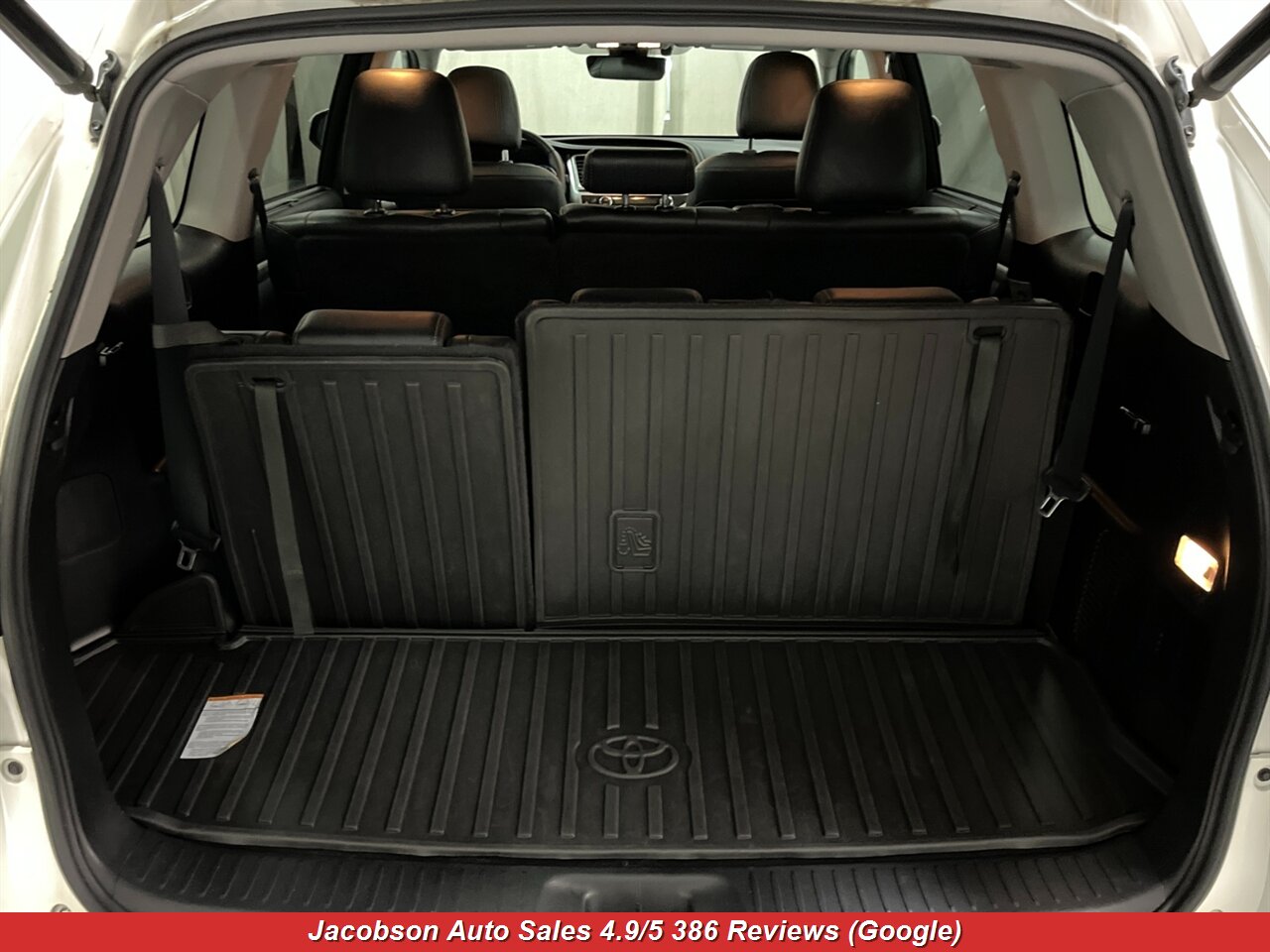 2018 Toyota Highlander Limited Platinum AWD - Photo 55 - Oshkosh, WI 54901