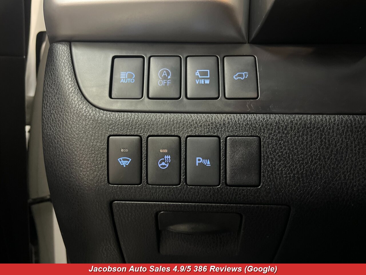 2018 Toyota Highlander Limited Platinum AWD - Photo 6 - Oshkosh, WI 54901