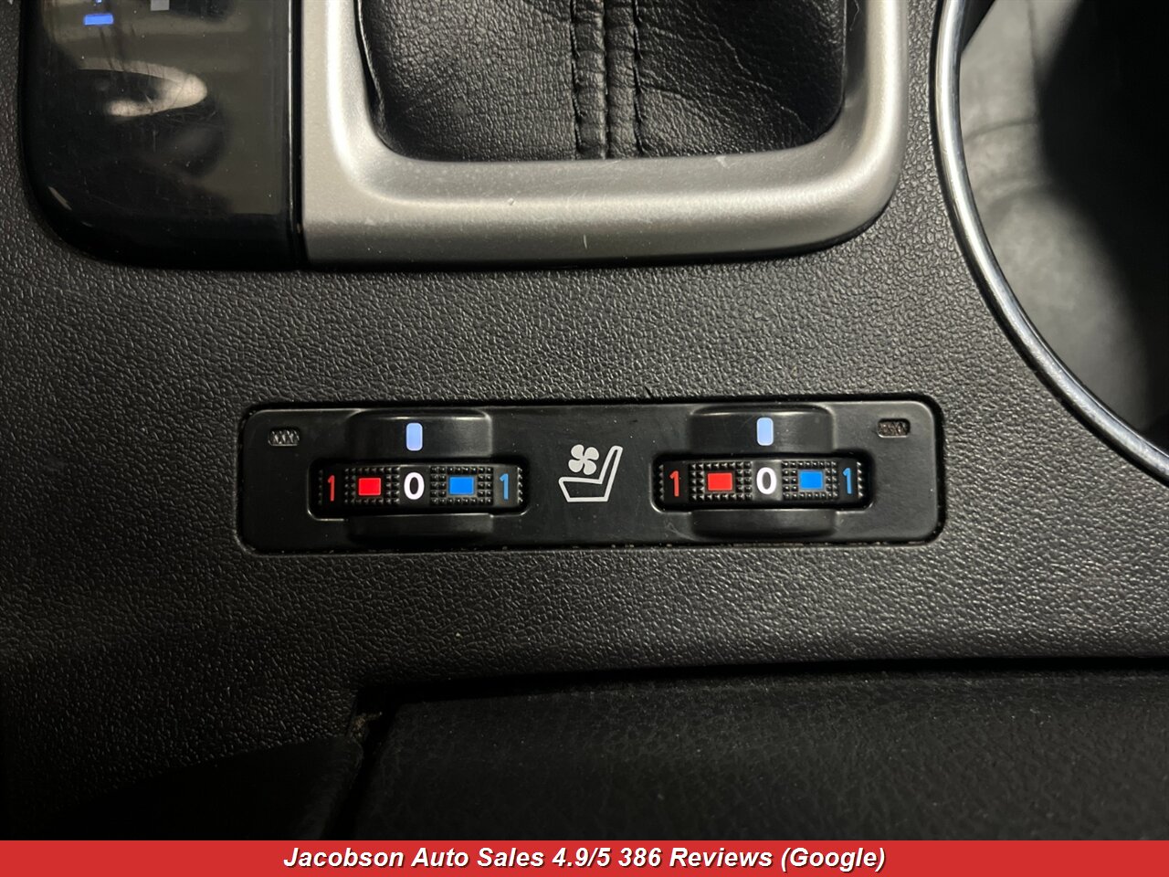 2018 Toyota Highlander Limited Platinum AWD - Photo 24 - Oshkosh, WI 54901