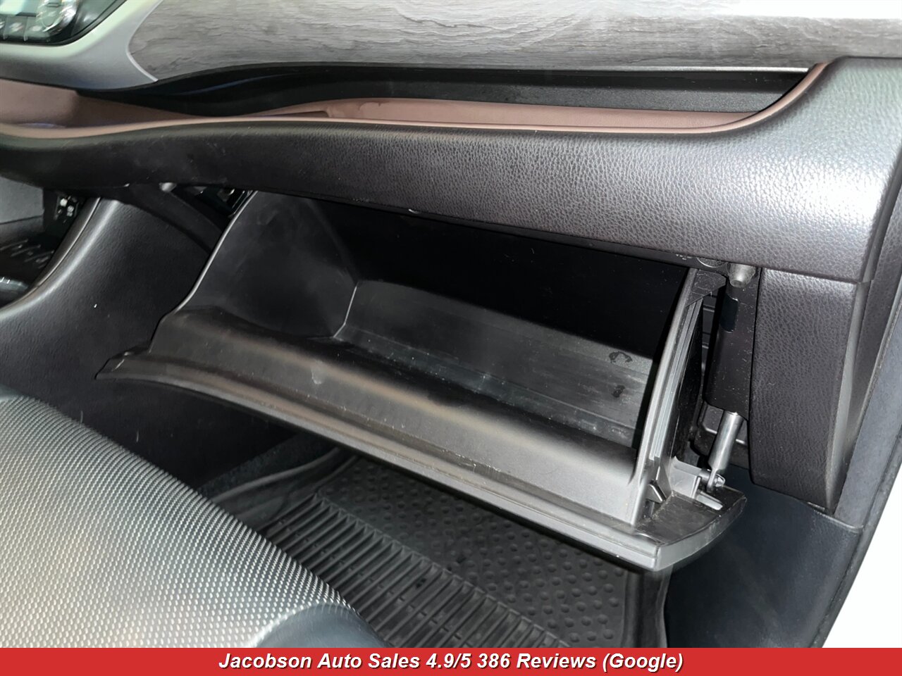 2018 Toyota Highlander Limited Platinum AWD - Photo 50 - Oshkosh, WI 54901