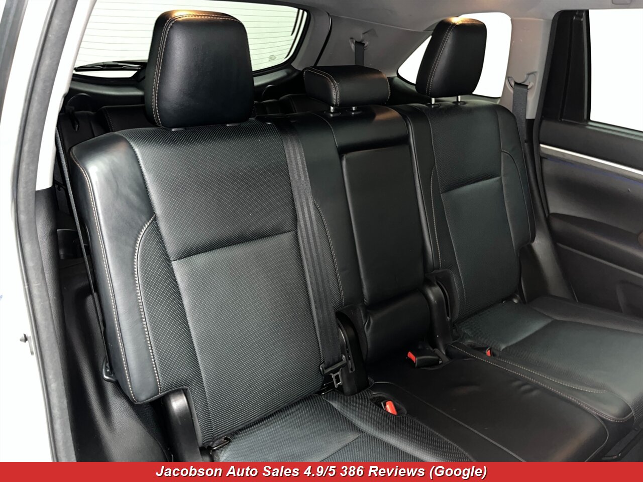 2018 Toyota Highlander Limited Platinum AWD - Photo 43 - Oshkosh, WI 54901