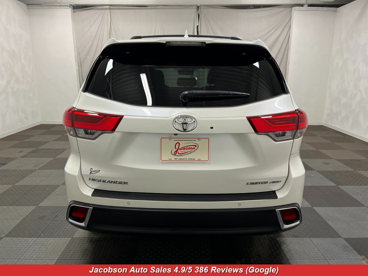 2018 Toyota Highlander Limited Platinum AWD - Photo 52 - Oshkosh, WI 54901