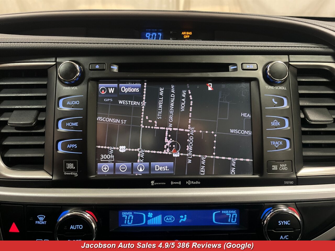 2018 Toyota Highlander Limited Platinum AWD - Photo 19 - Oshkosh, WI 54901