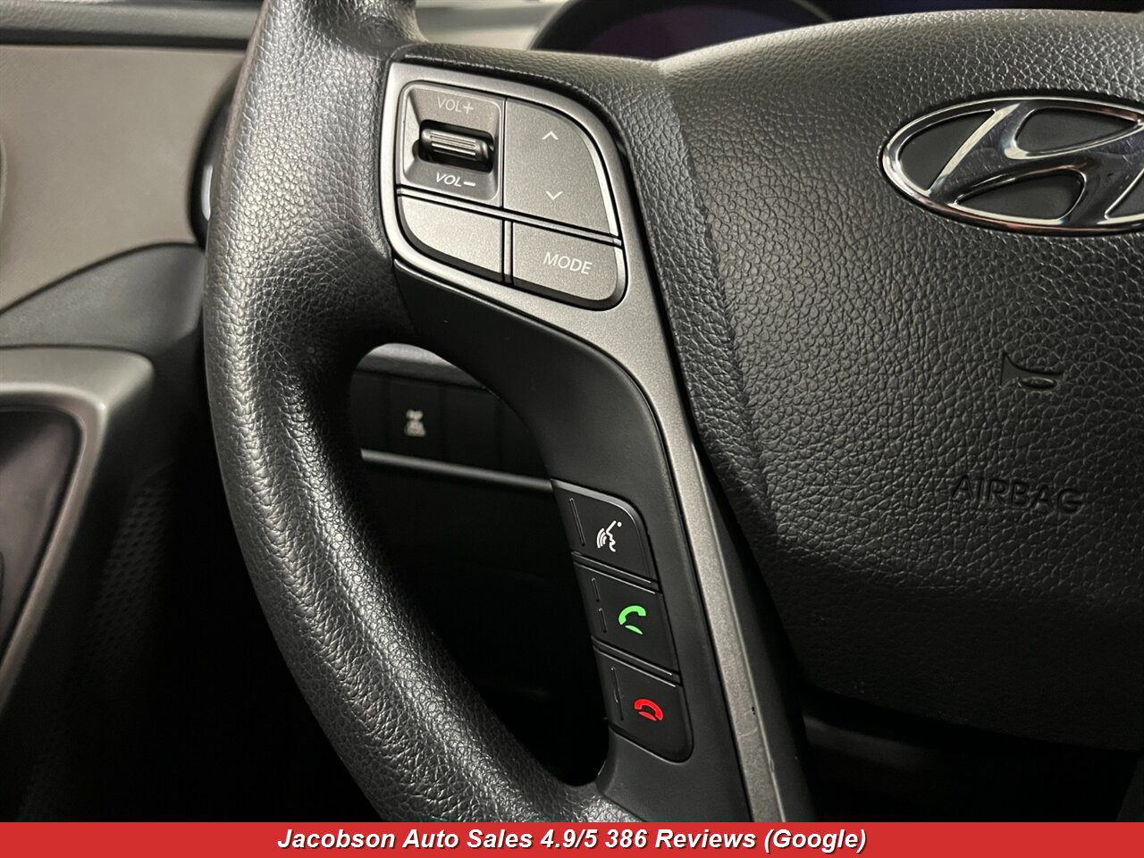 2014 Hyundai SANTA FE Sport 2.4L AWD - Photo 7 - Oshkosh, WI 54901