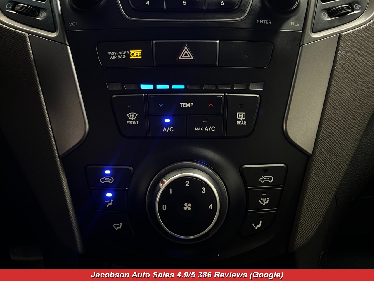 2014 Hyundai SANTA FE Sport 2.4L AWD - Photo 13 - Oshkosh, WI 54901