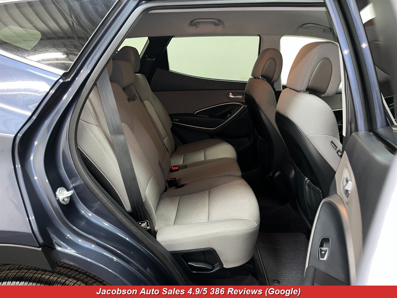 2014 Hyundai SANTA FE Sport 2.4L AWD - Photo 39 - Oshkosh, WI 54901