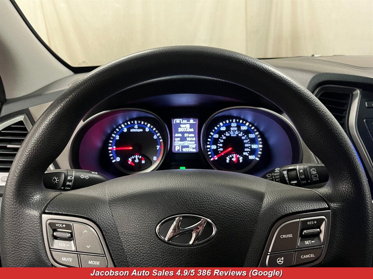 2014 Hyundai SANTA FE Sport 2.4L AWD - Photo 11 - Oshkosh, WI 54901