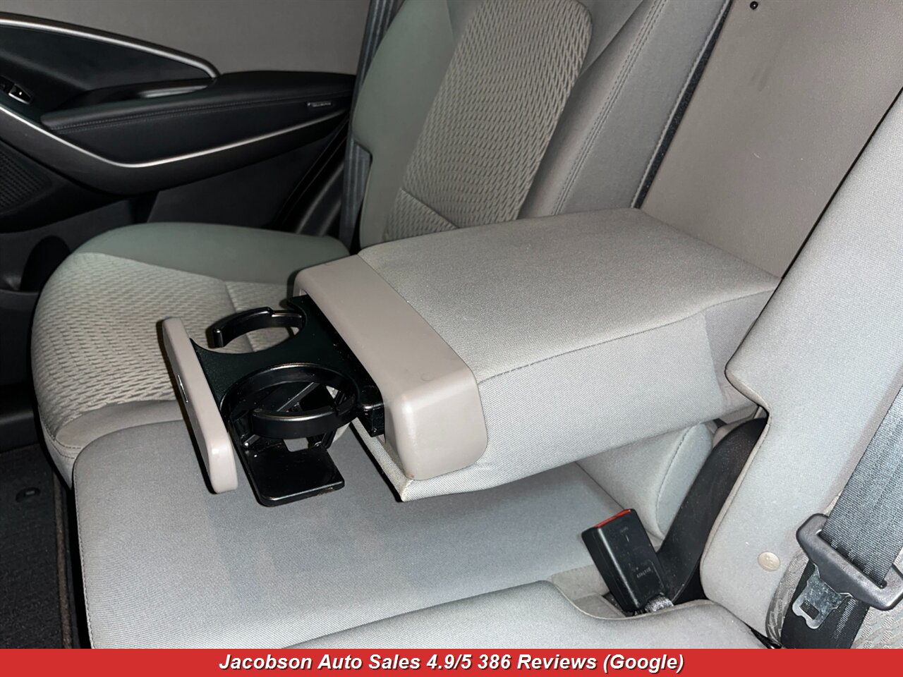 2014 Hyundai SANTA FE Sport 2.4L AWD - Photo 31 - Oshkosh, WI 54901
