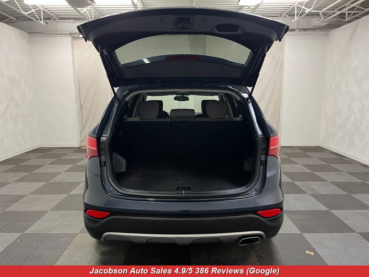 2014 Hyundai SANTA FE Sport 2.4L AWD - Photo 35 - Oshkosh, WI 54901