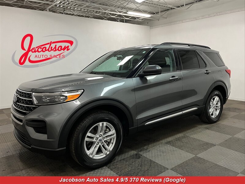 2023 Ford Explorer XLT AWD  
