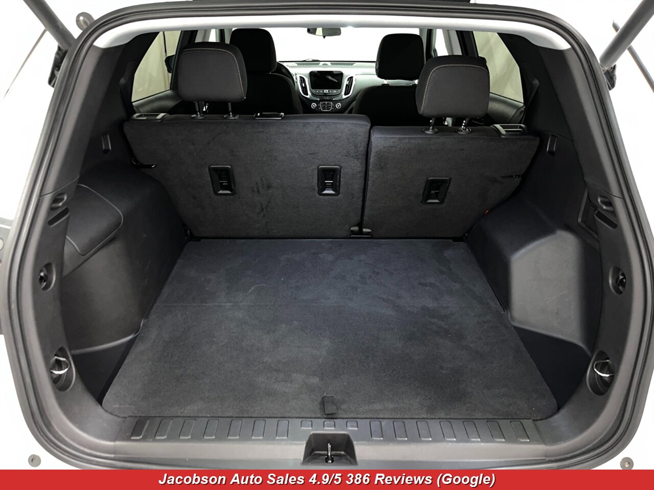 2024 Chevrolet Equinox LT 4x4 - Photo 44 - Oshkosh, WI 54901
