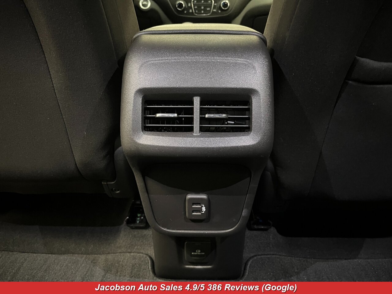 2024 Chevrolet Equinox LT 4x4 - Photo 37 - Oshkosh, WI 54901