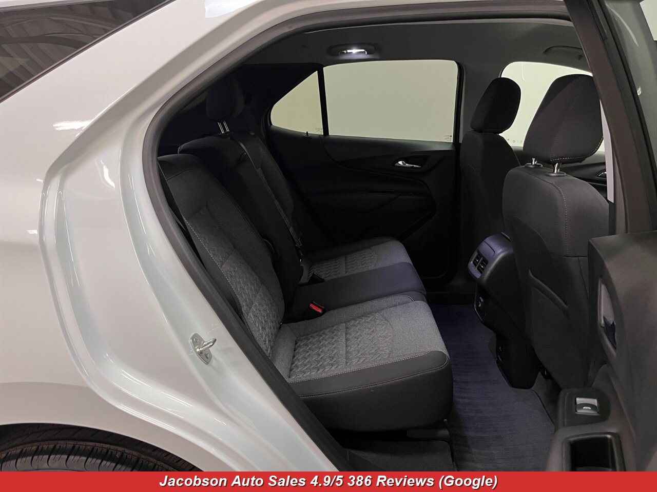 2024 Chevrolet Equinox LT 4x4 - Photo 49 - Oshkosh, WI 54901