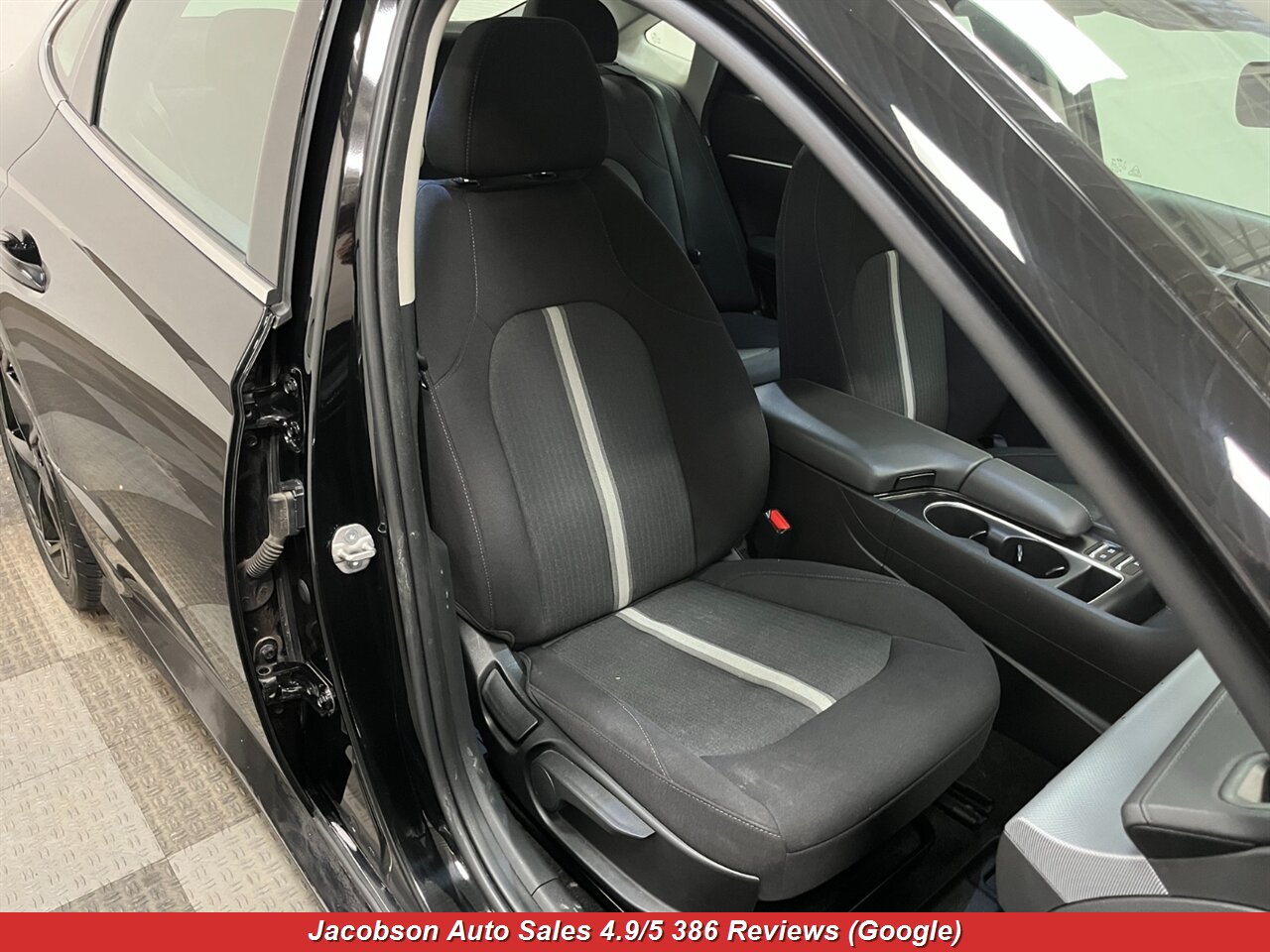 2024 Hyundai SONATA SEL - Photo 40 - Oshkosh, WI 54901