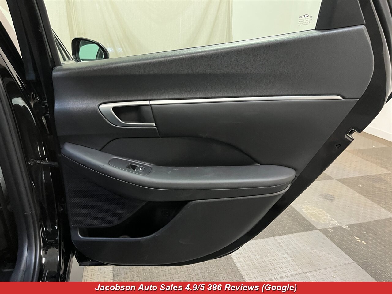 2024 Hyundai SONATA SEL - Photo 36 - Oshkosh, WI 54901