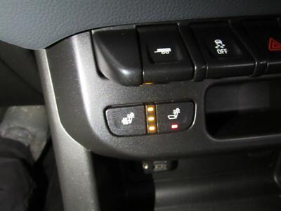 2021 Chevrolet Colorado Z71 Crew Cab 4x4 SB   - Photo 32 - Oshkosh, WI 54901