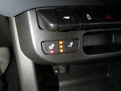 2021 Chevrolet Colorado Z71 Crew Cab 4x4 SB   - Photo 30 - Oshkosh, WI 54901