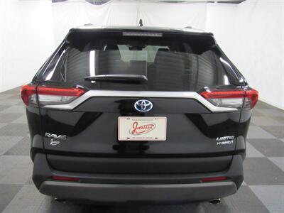 2021 Toyota RAV4 Hybrid Limited AWD   - Photo 7 - Oshkosh, WI 54901