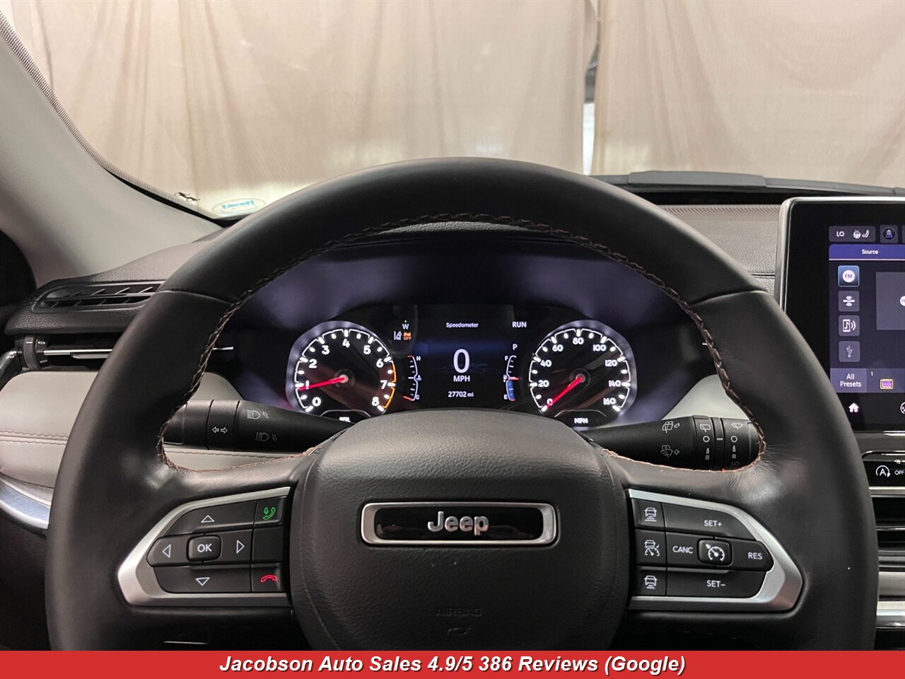 2022 Jeep Compass Limited 4x4 - Photo 11 - Oshkosh, WI 54901