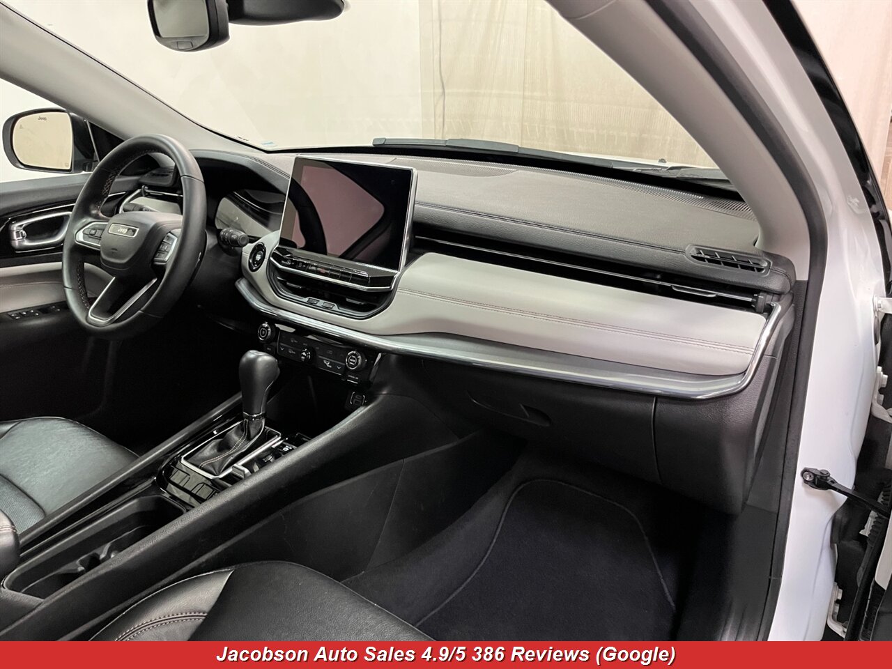 2022 Jeep Compass Limited 4x4 - Photo 48 - Oshkosh, WI 54901