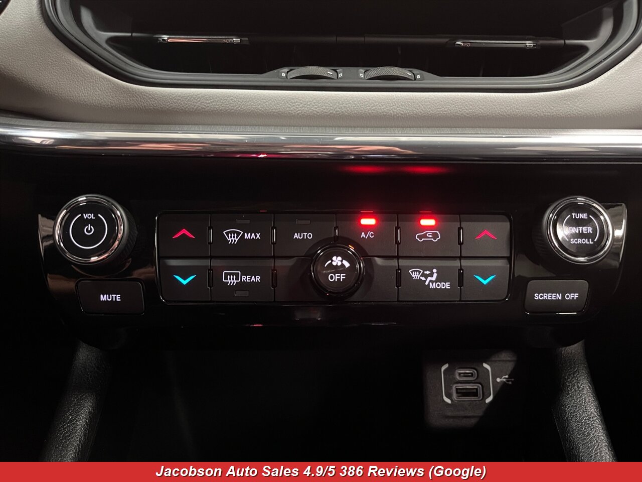 2022 Jeep Compass Limited 4x4 - Photo 19 - Oshkosh, WI 54901